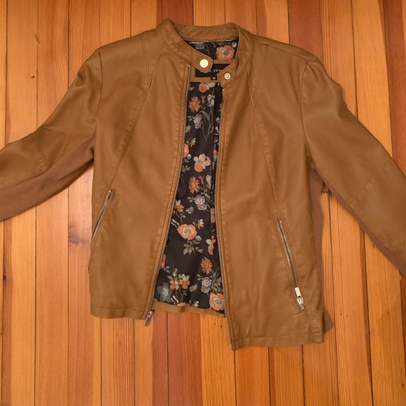 Fall/Spring jacket - Picture 3 of 5